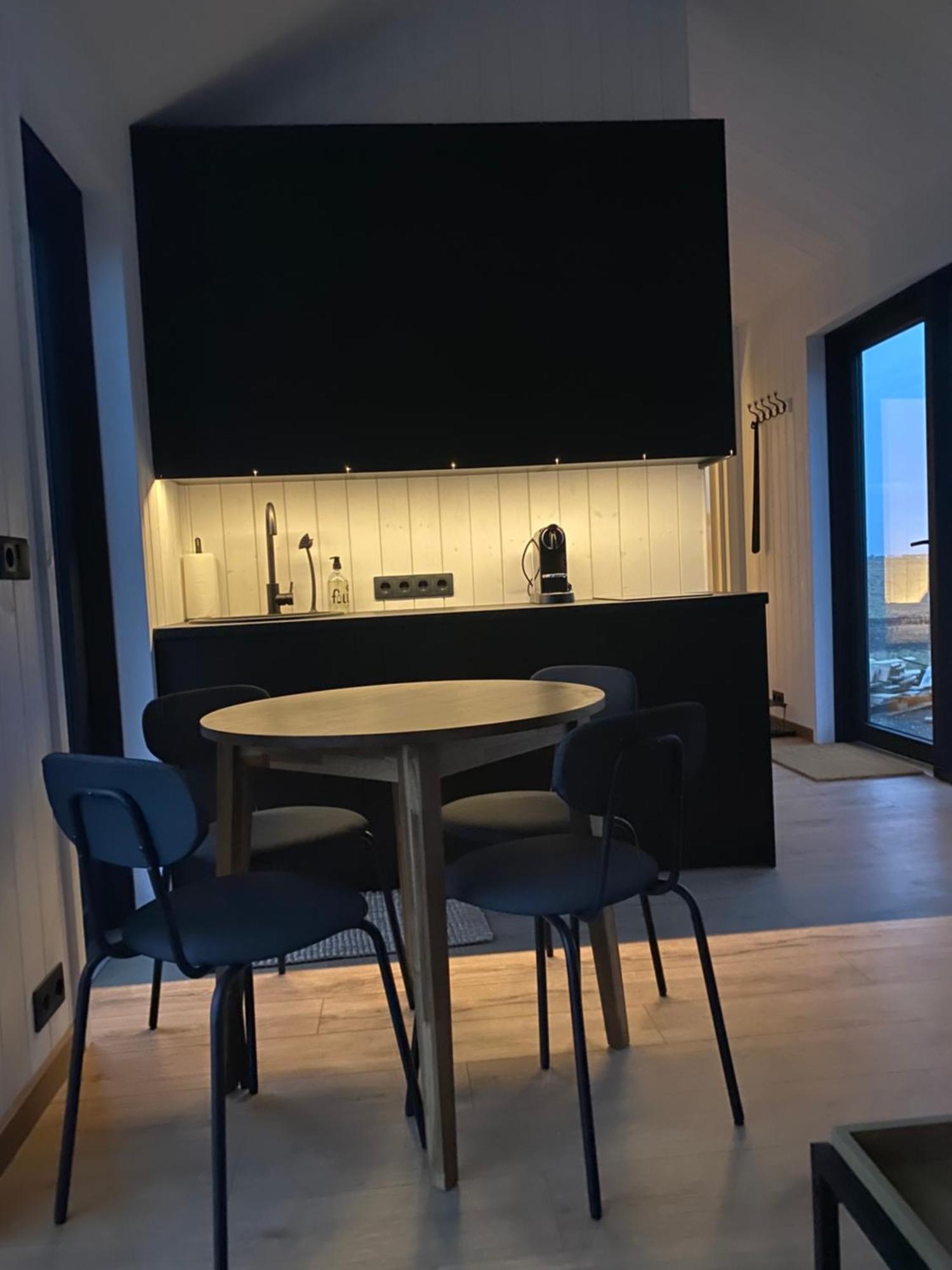 Hamar - Puffin Cottages & Rooms Hvolsvollur Bagian luar foto